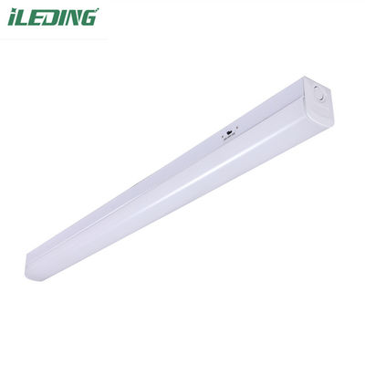 120-277V 34W 50000時間 商用オフィス用 LED線形ストライプライト