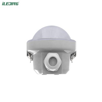 商業用 5FT 駐車用 LED 線形トリ 証明 懸垂 IP66 蒸気密着灯具 2kg