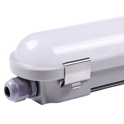 冷蔵庫 インダストリアル IP66 IK10 5FT 55W トライ・プルーフ ローベイ LED 蒸気密度の高い灯具