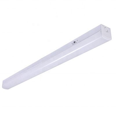 PC 材料 25W 3CCT 2FT LED 商業用および産業用線形ストライプ灯具