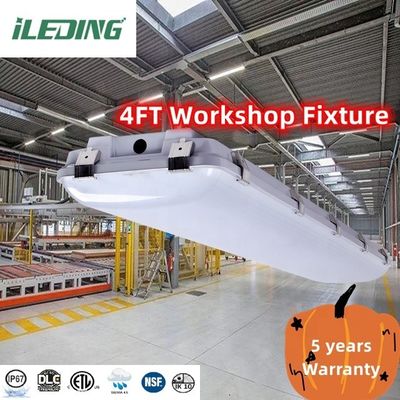 表面にマウントされた4FT 0-10V DIM LED トライプローフバットンライト フィクチャー IP67 蒸気密閉 貯蔵 5-