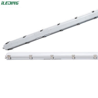 PC 材料 8FT 110W LED 蒸気 密度の高いTri Proof Light IP66 NEMA 4X 農車洗濯用
