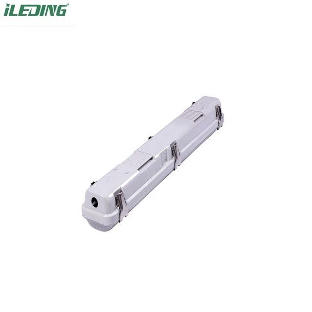 85 CRI LED線形電源 CCT 切換可能 2FT ワークショップ用 3 度防水灯 IP66 防水